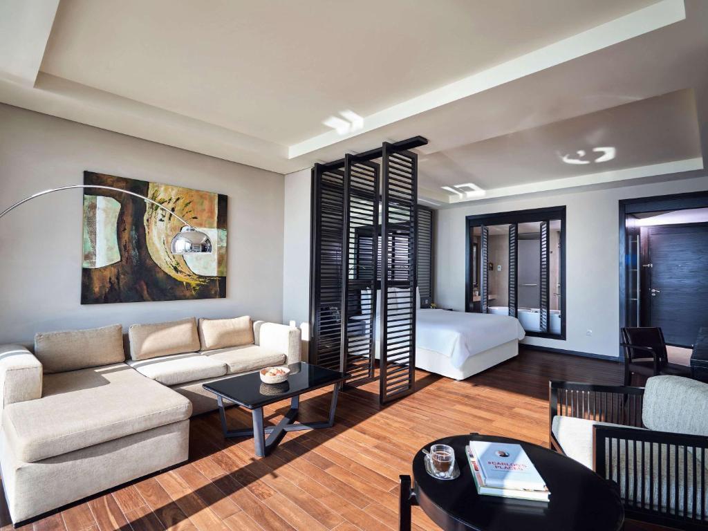 Rixos The Palm Dubai Hotel & Suites