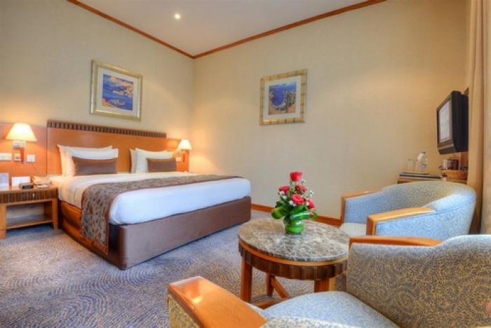 Golden Tulip Al Barsha