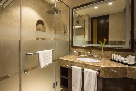 Golden Tulip Media Hotel