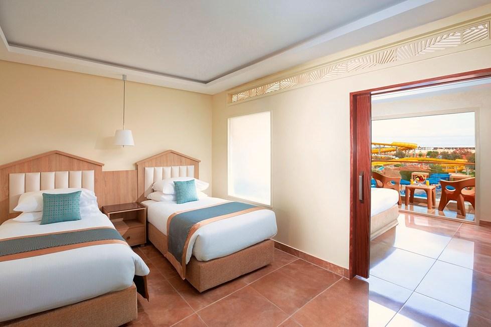 Albatros Jungle Aqua Park By Neverland