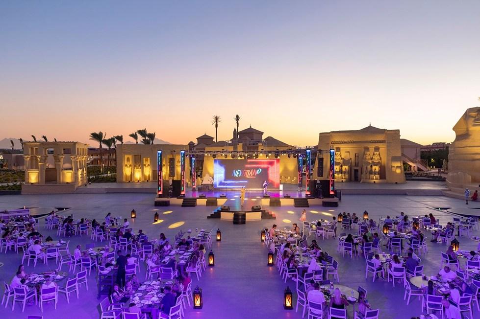 Albatros Jungle Aqua Park By Neverland