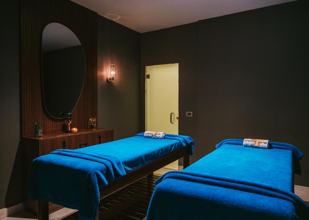 Cleopatra Luxury North Coast Sidi Henish