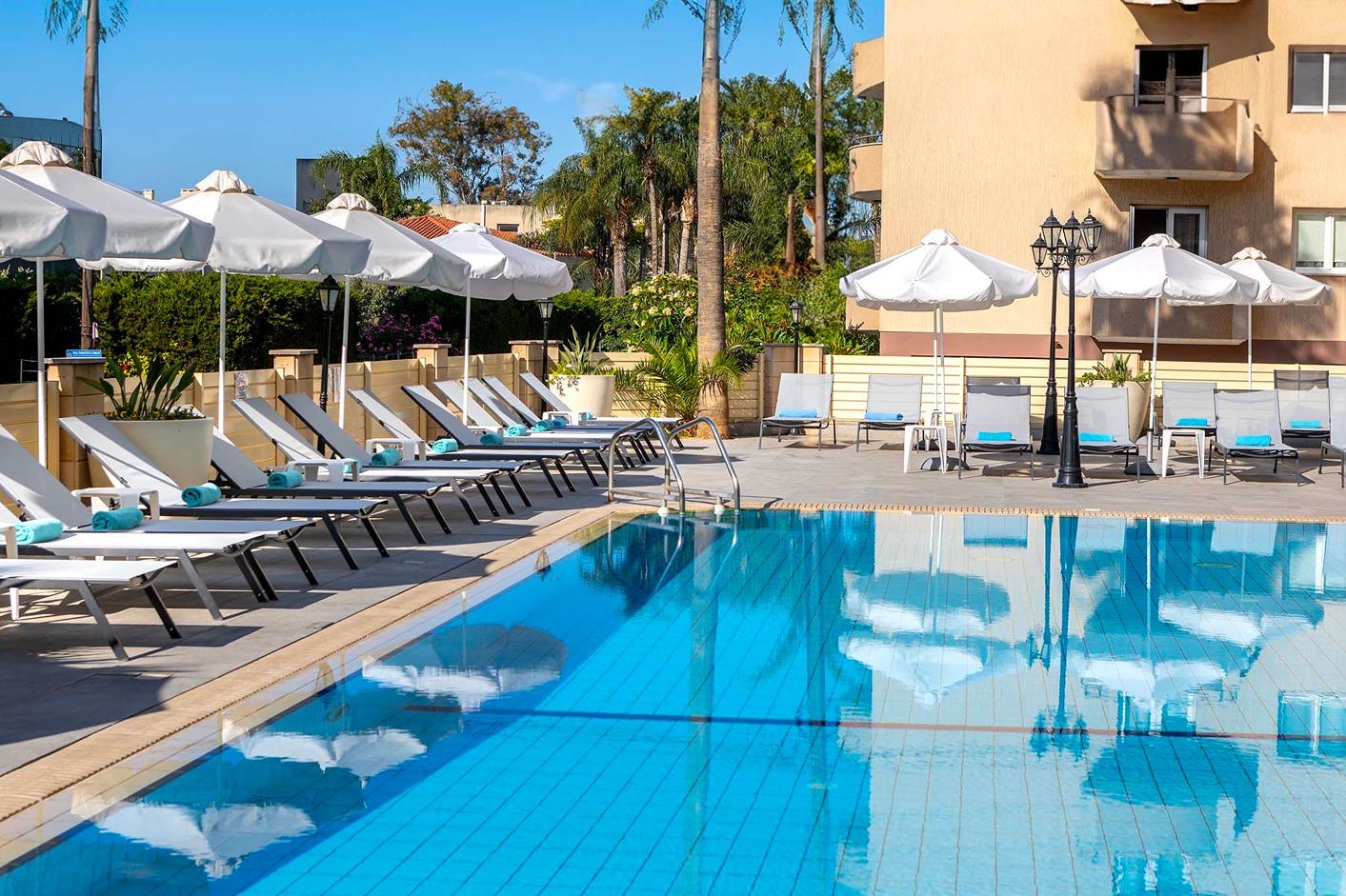 Kapetanios Limassol Hotel