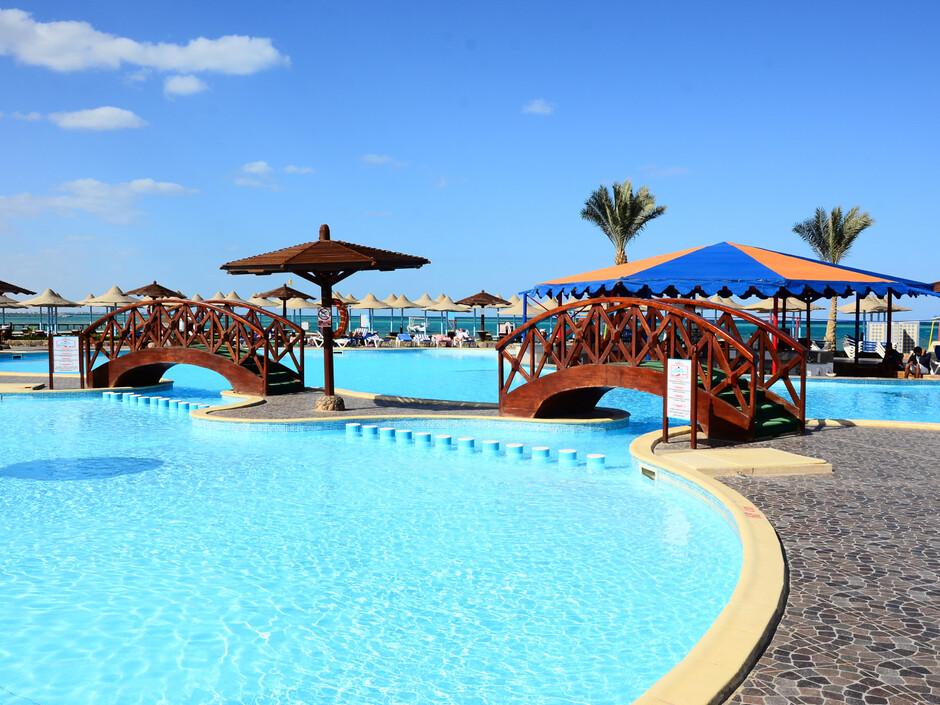 Sunrise Serano & Serano Club (ex Riviera Resort)