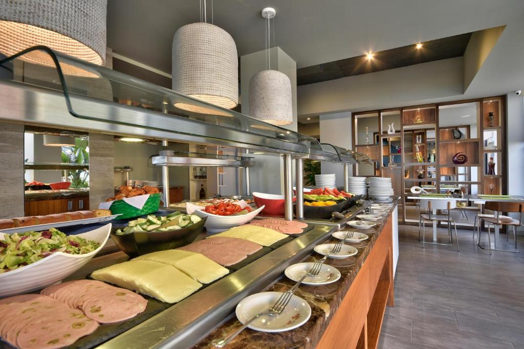 Luna Holiday Complex