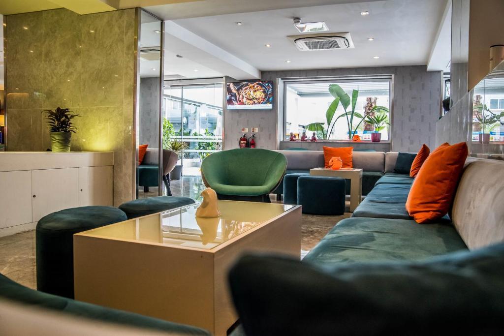 Pebbles Resort Hotel