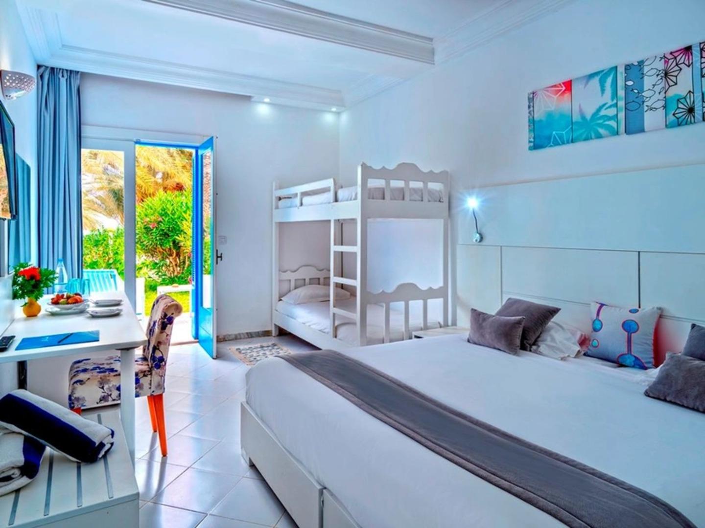 Hari Club Beach Resort