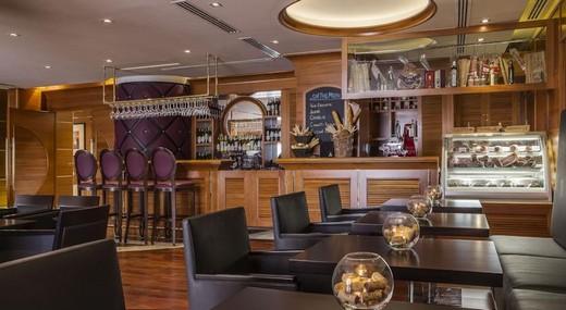 Hilton Dubai The Walk