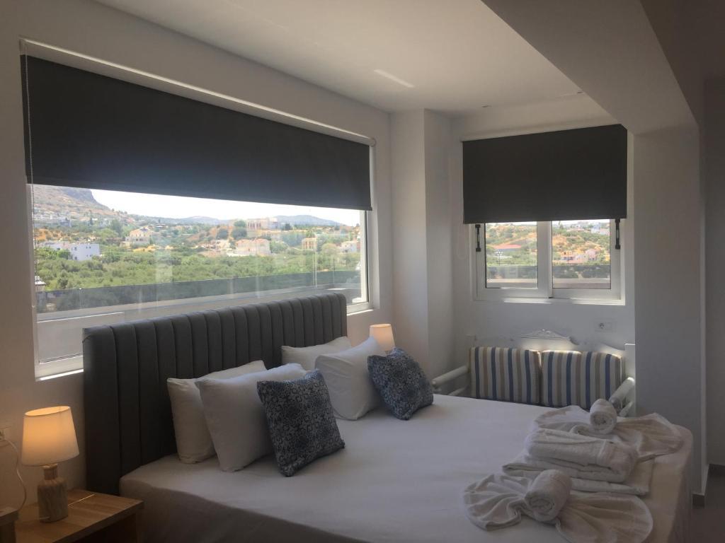 City Pearl (ex Adamakis Hotel)