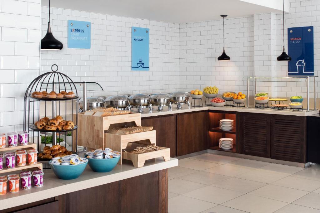 Holiday Inn Express Jumeirah