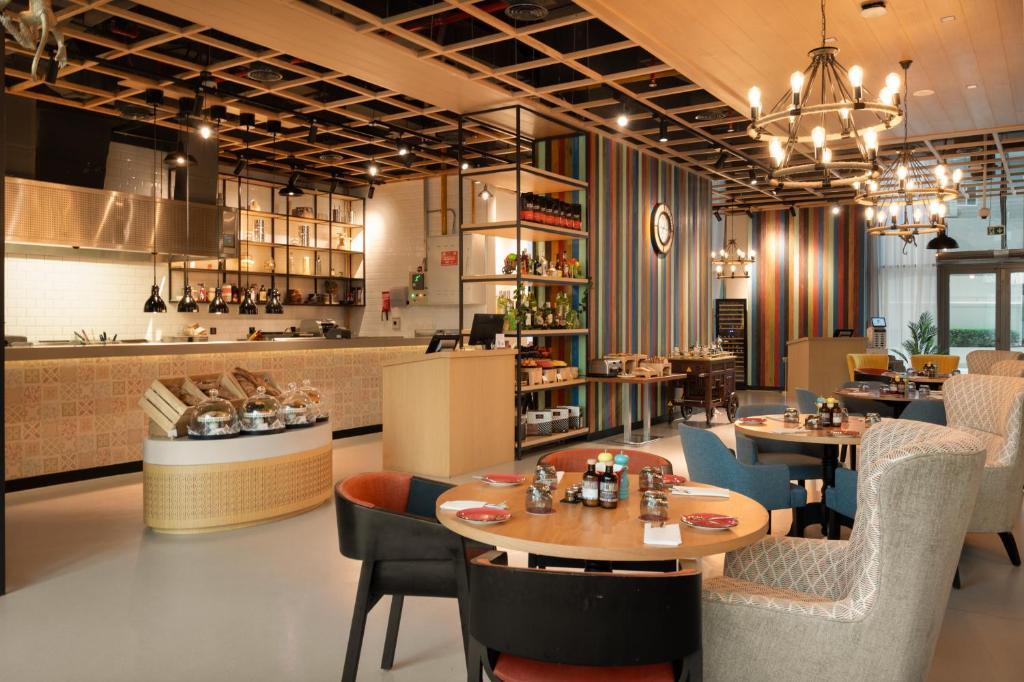 NH Collection Dubai The Palm