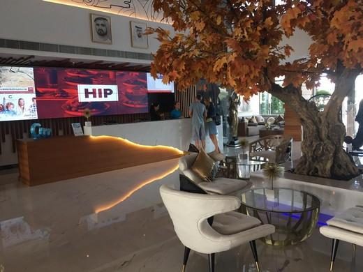 C Central Resort The Palm