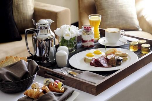 Movenpick Jumeirah Lake Towers