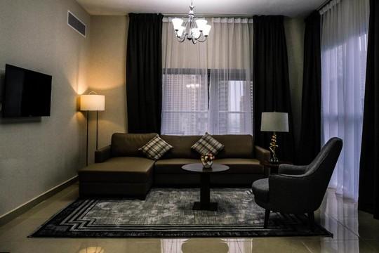 Royal Regency Suites Dubai Marina