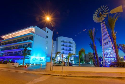 Tasia Maris Beach Hotel and Spa