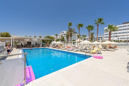 Tasia Maris Beach Hotel and Spa