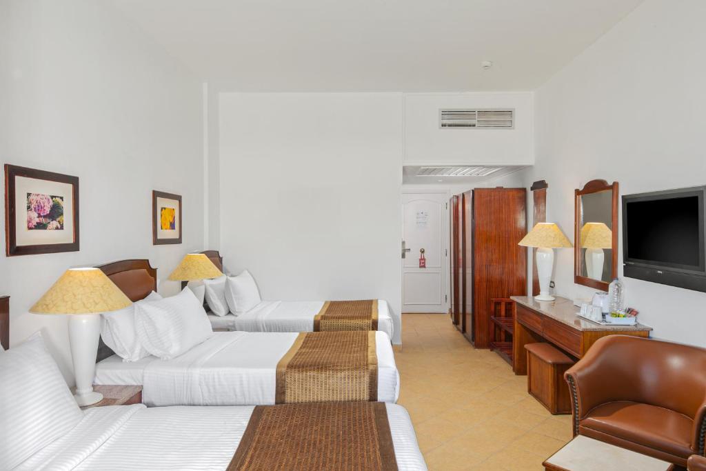 Marlin Inn Azur Resort