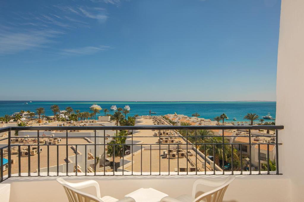 Marlin Inn Azur Resort