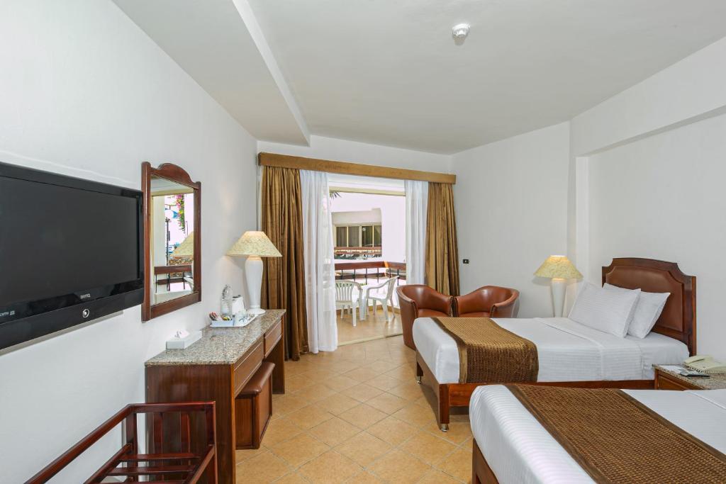 Marlin Inn Azur Resort