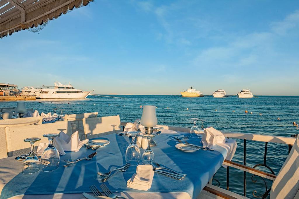 Marlin Inn Azur Resort