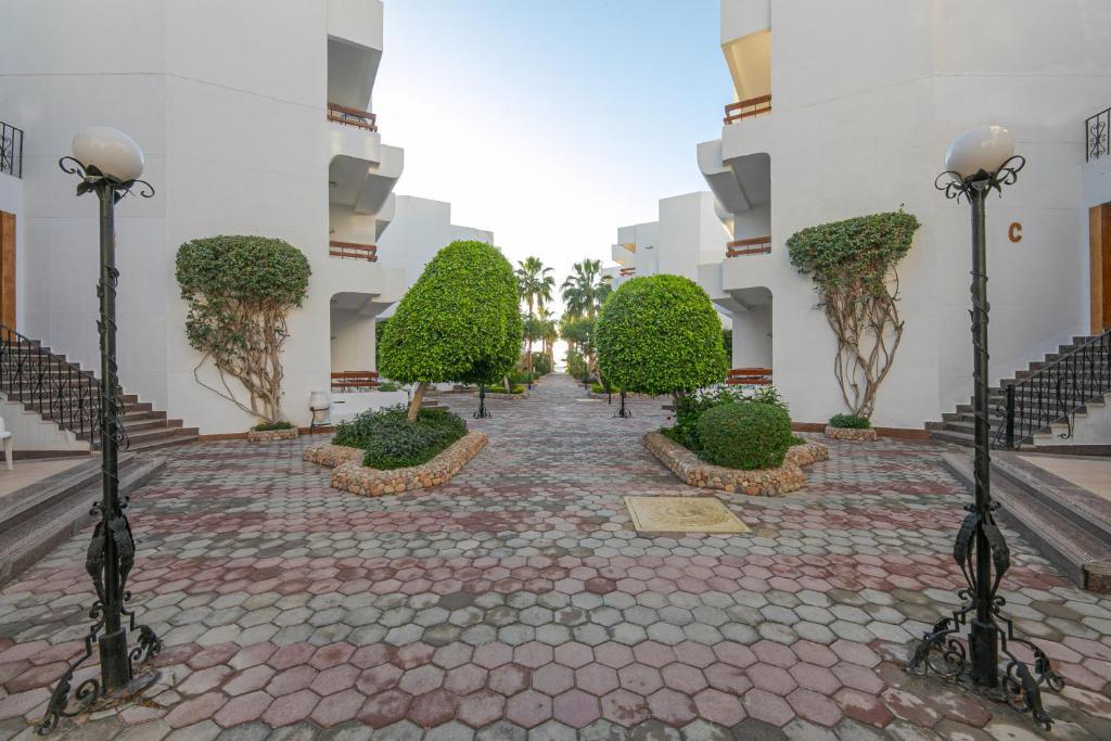 Marlin Inn Azur Resort