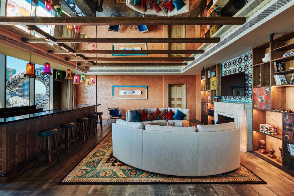 25hours Dubai One Central