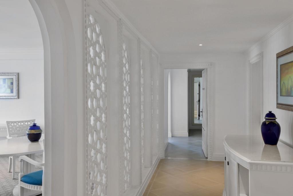 Al Habtoor Grand Resort, Autograph Collection