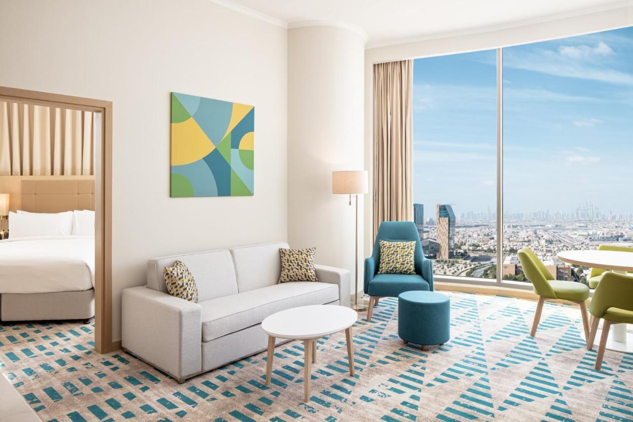 Holiday Inn & Suites Dubai Science Park Al Barsha