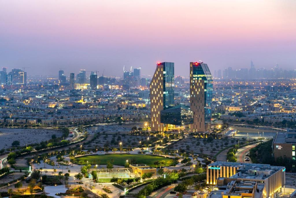 Holiday Inn & Suites Dubai Science Park Al Barsha