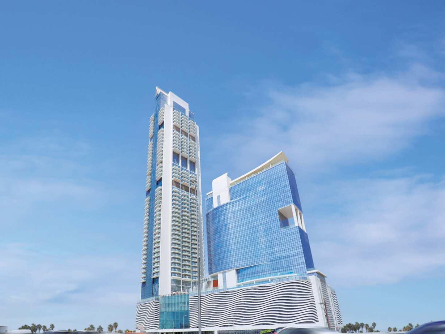 Holiday Inn Dubai Business Bay