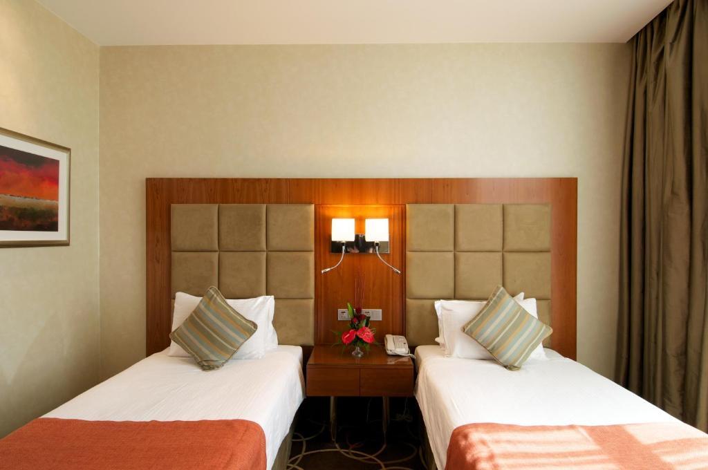 Montreal Barsha Hotel