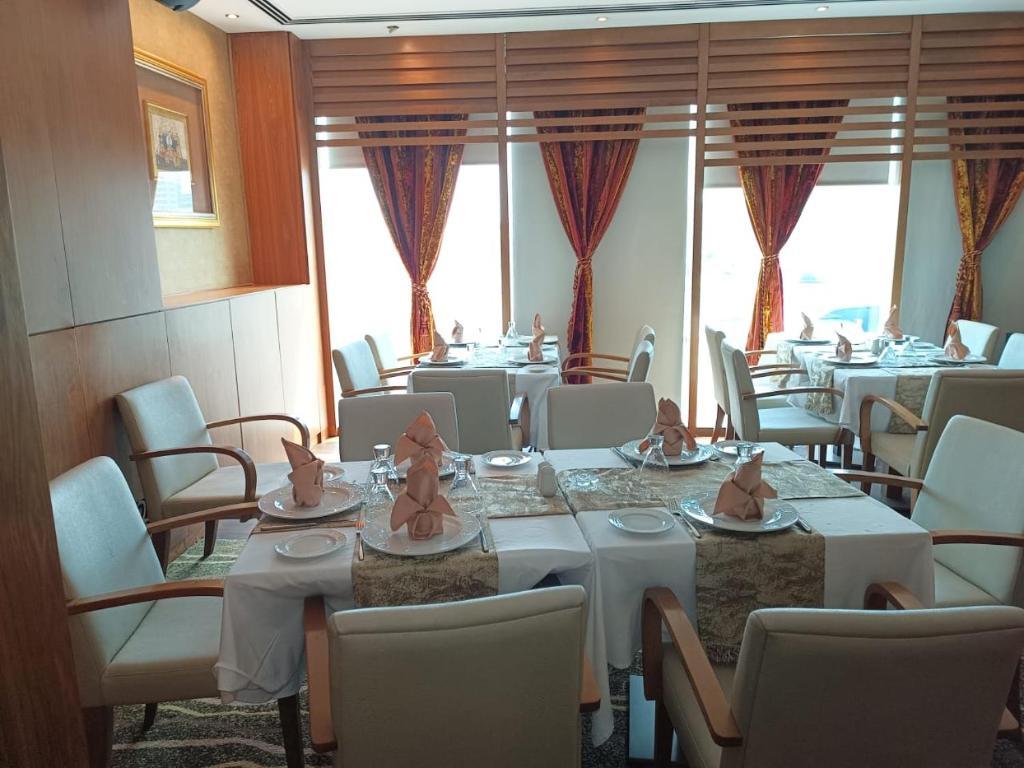 Montreal Barsha Hotel