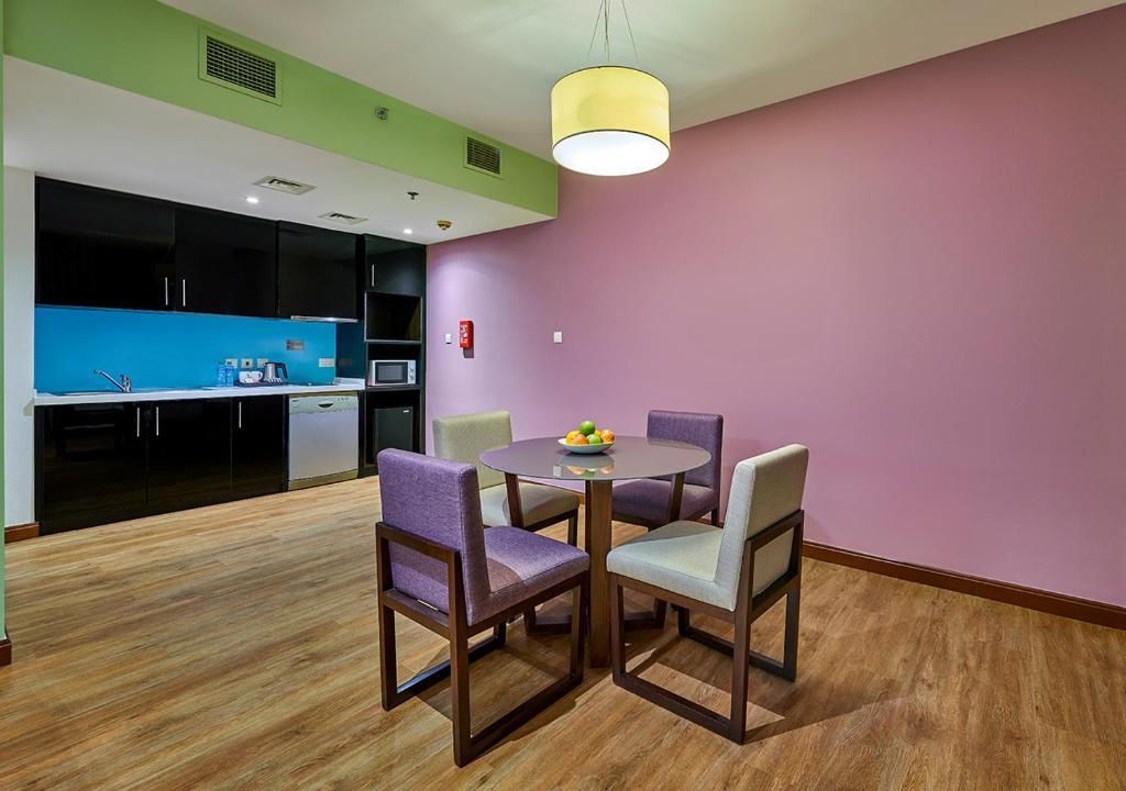 Ramada Hotel & Suites by Wyndham JBR