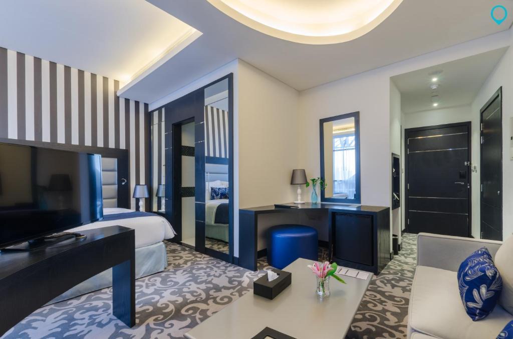 Signature Hotel Tecom