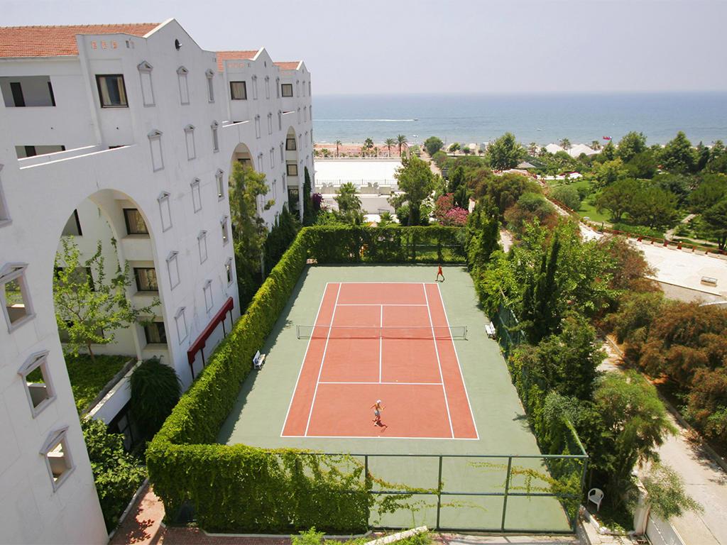 Cesars Side (EX Cesars Resorts Side)