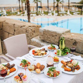 Cesars Side (EX Cesars Resorts Side)