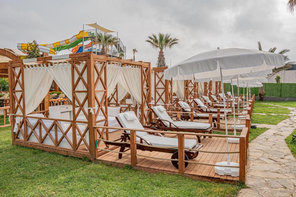 Aydinbey Famous Resort