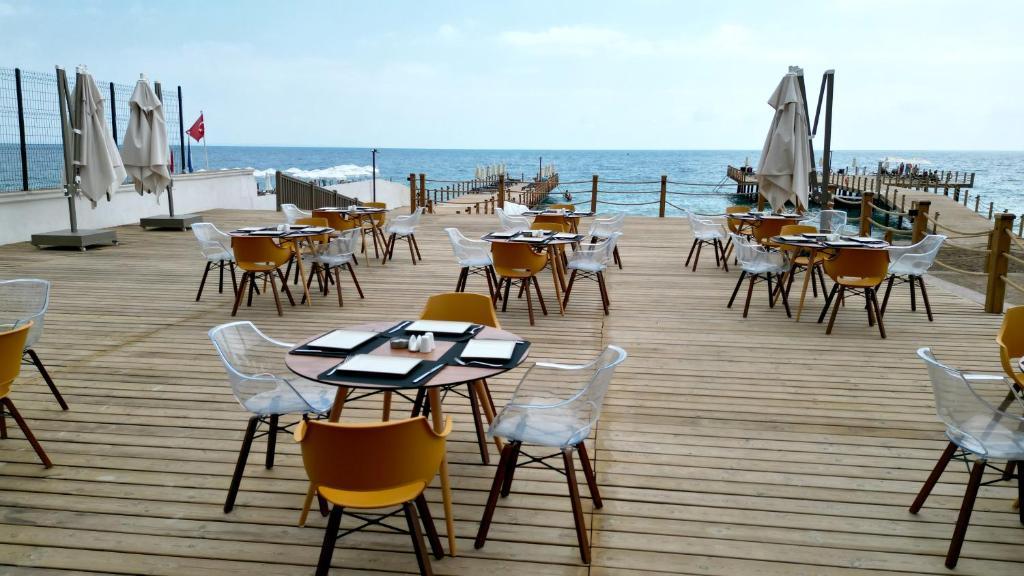 Aydinbey Siu Collection