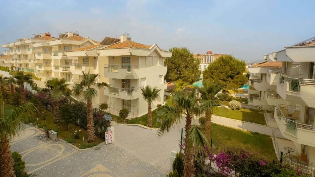 Dream World Family Club