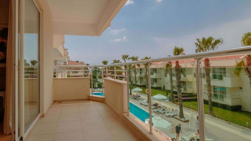 Dream World Family Club