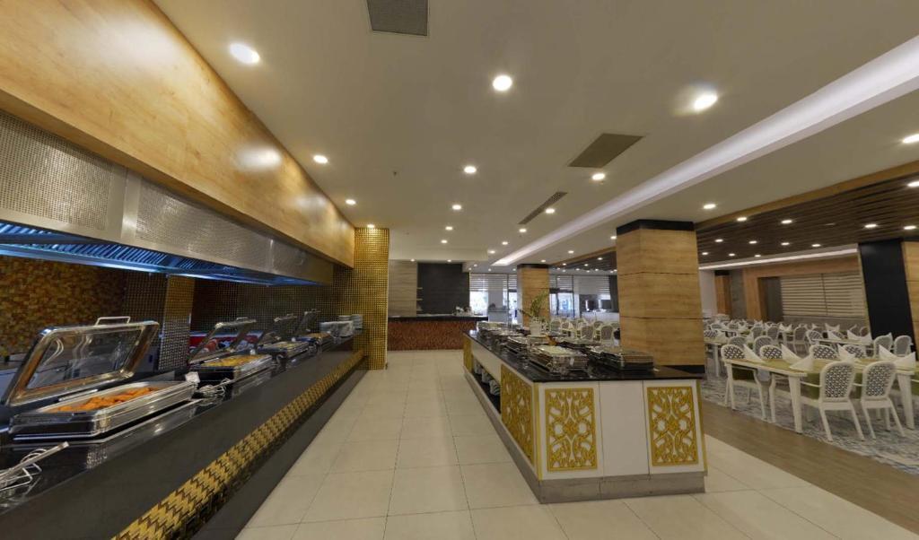 Dream World Family Club