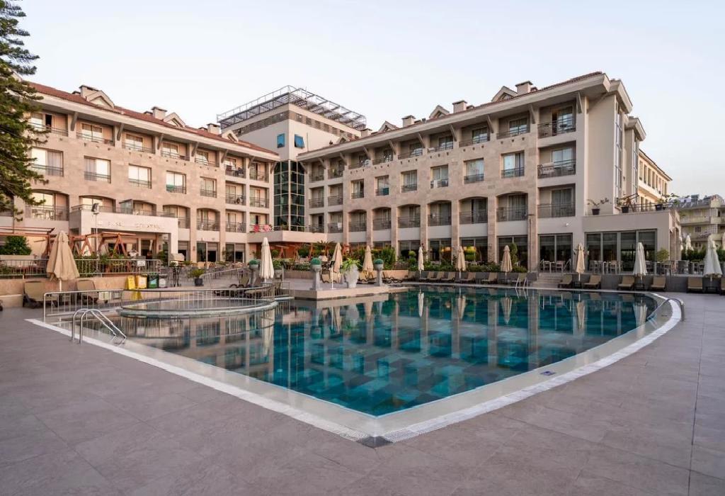 Fame Residence Kemer