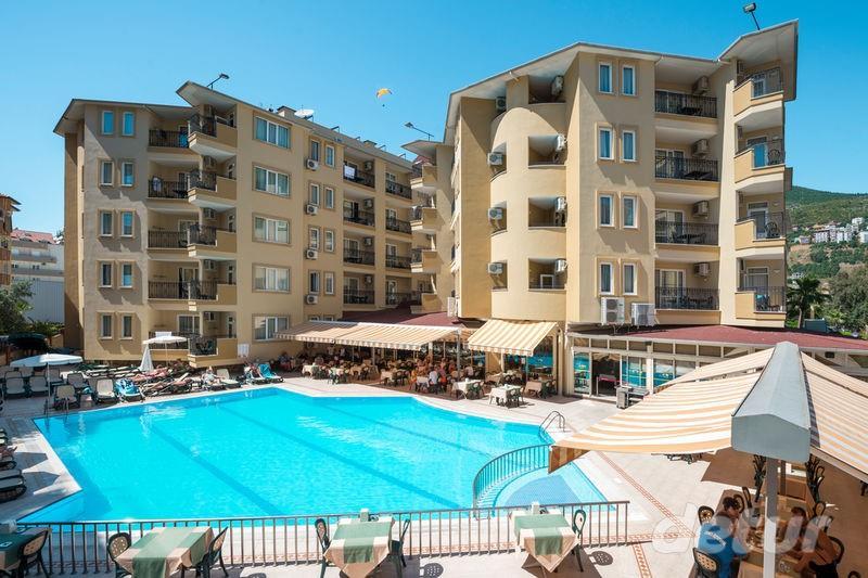 Kleopatra Royal Palm Hotel