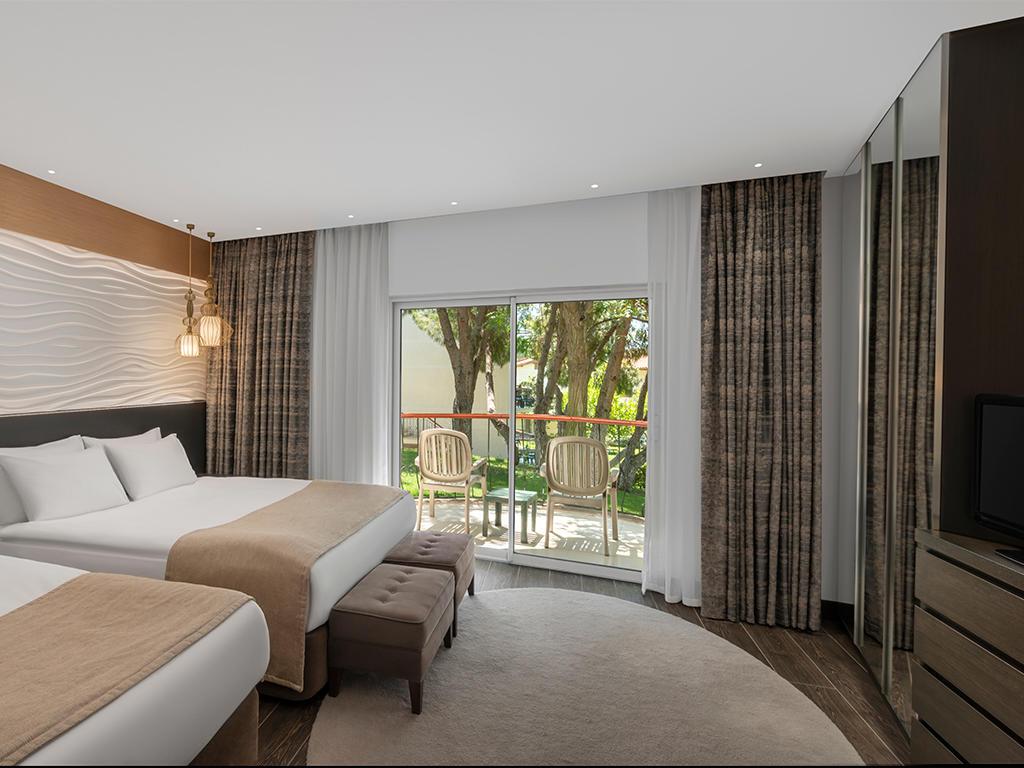 Papillon Belvil Hotel