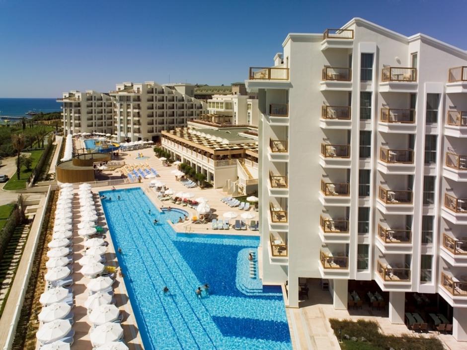 Royal Atlantis Spa Resort