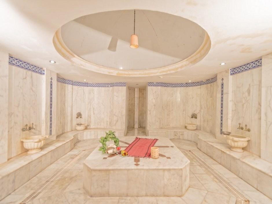 Royal Atlantis Spa Resort