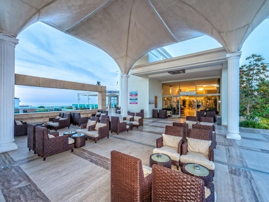 Royal Atlantis Spa Resort