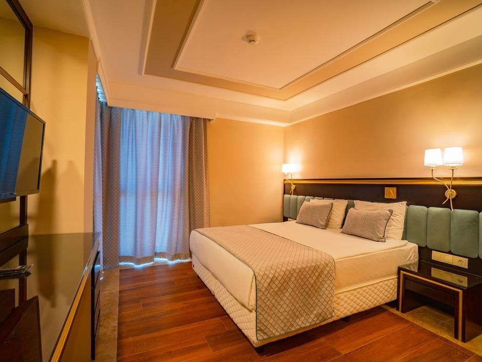 Royal Atlantis Spa Resort