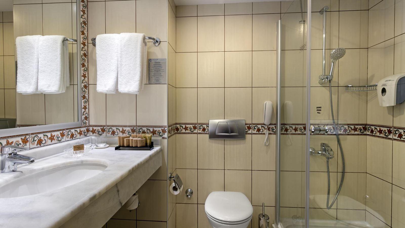 Seven Seas Hotel Life