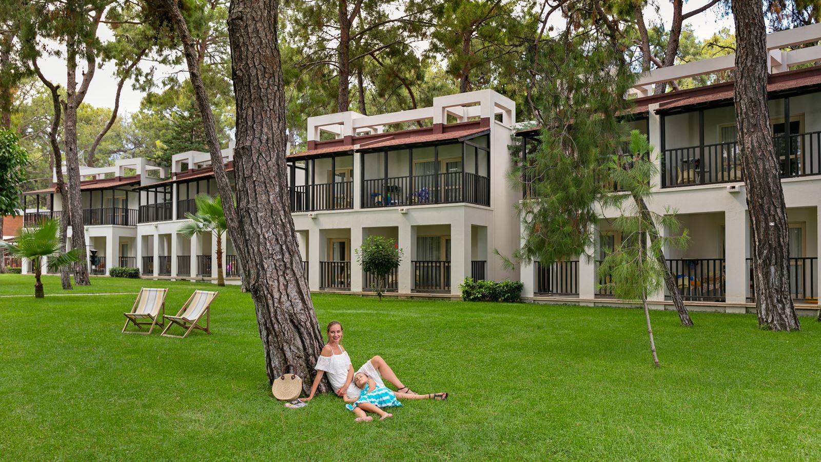 Seven Seas Hotel Life